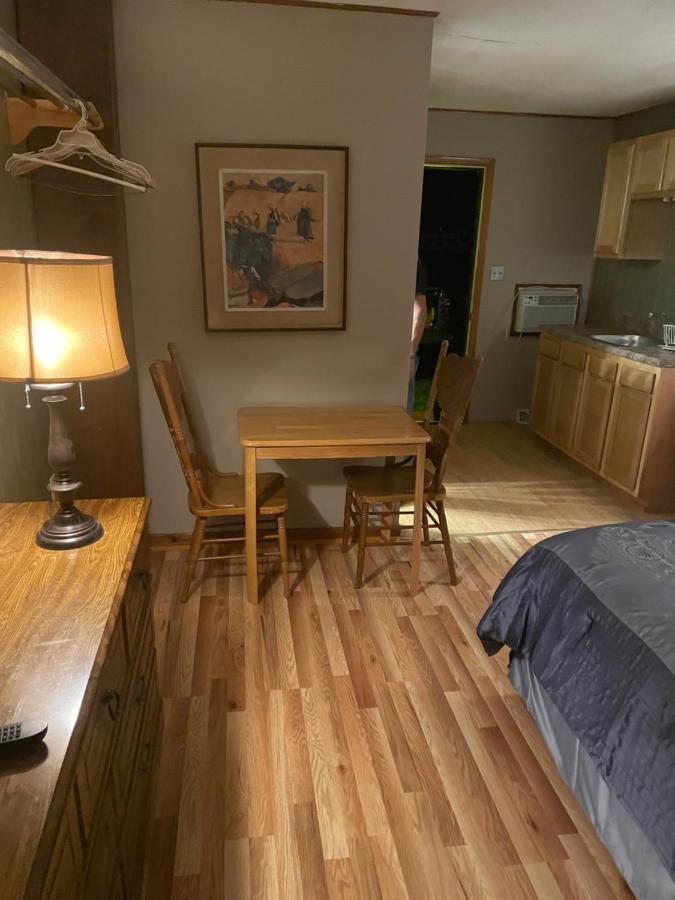 Michael Dee'S Motel East Durham Kültér fotó