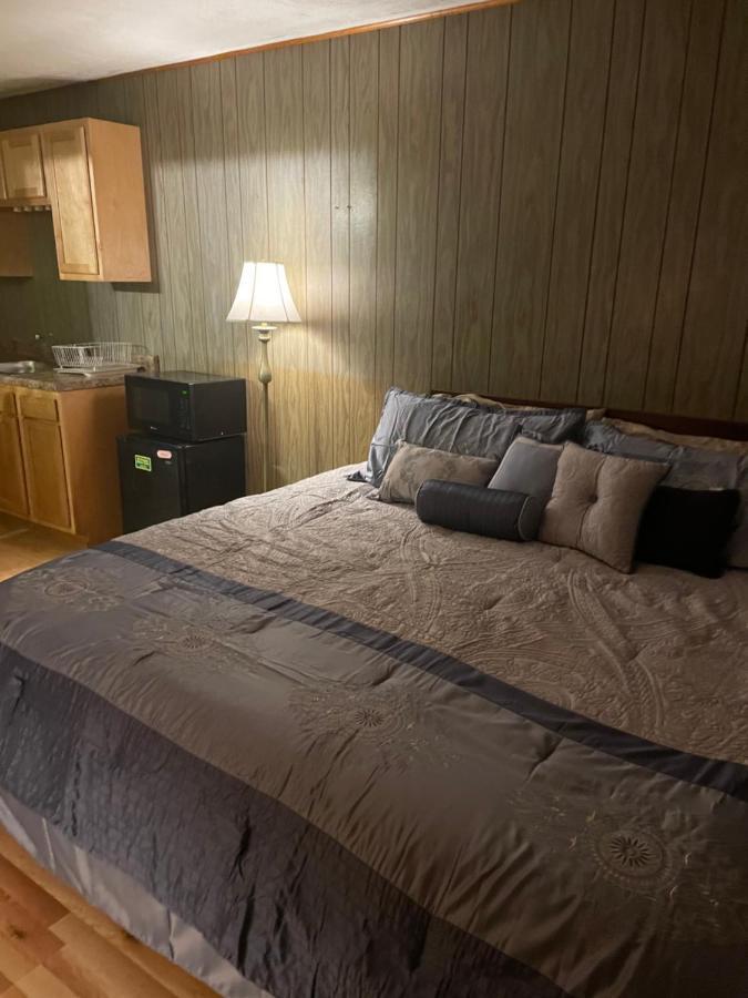 Michael Dee'S Motel East Durham Kültér fotó